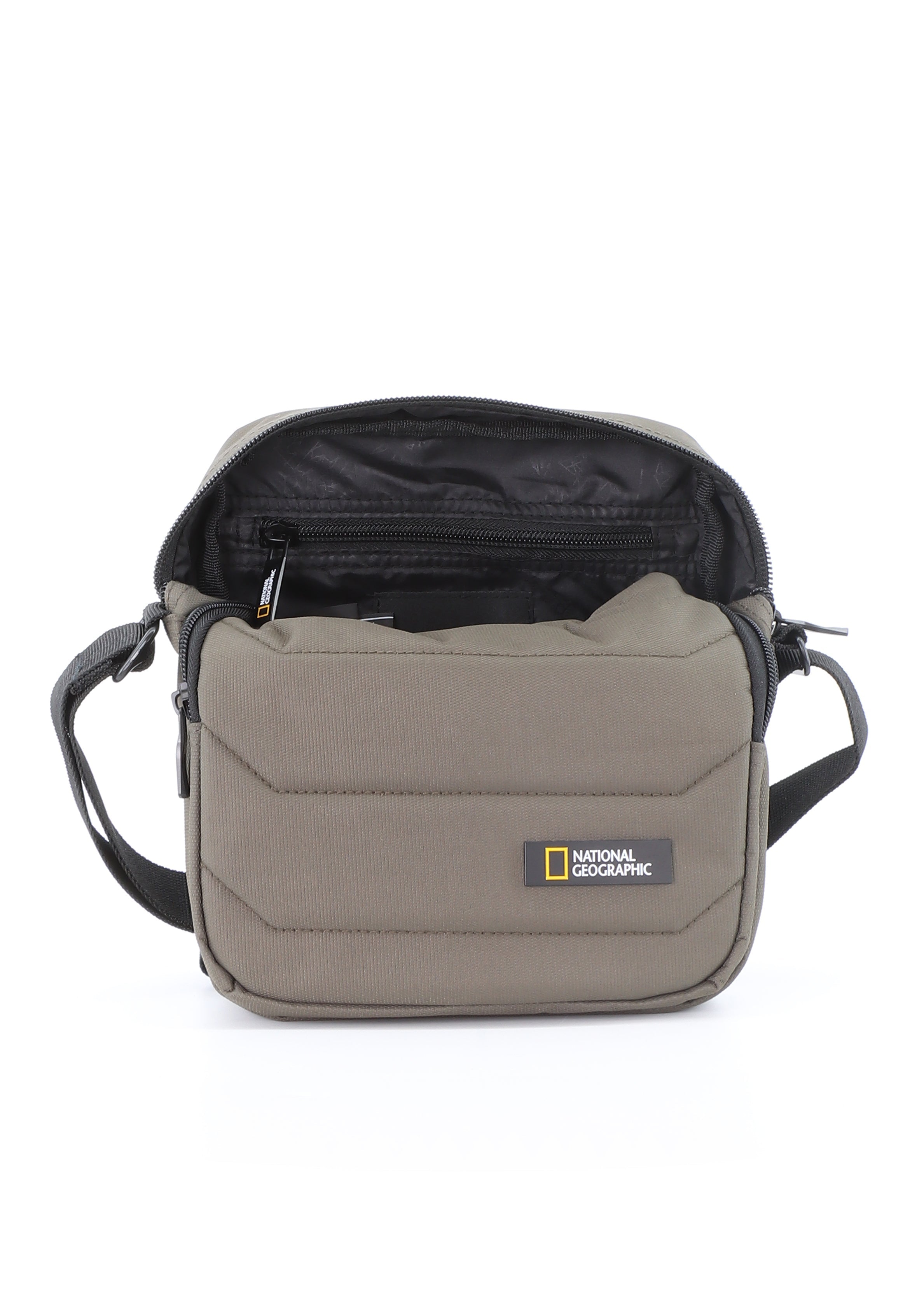 National_Geographic_Bags_Luggage_dubai