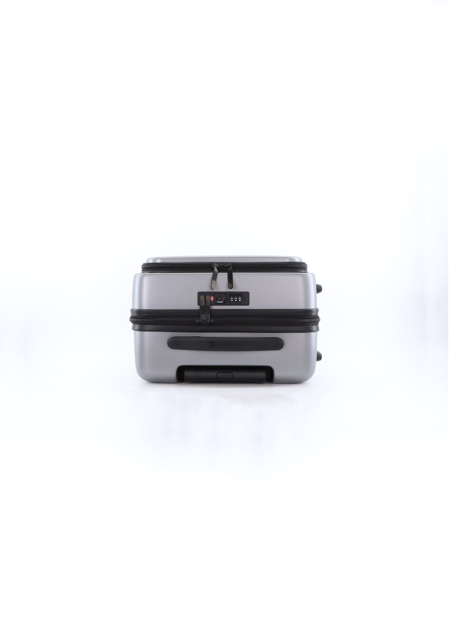 national-geographic-lodge-trolley_Mr_Luggage_Abu_Dhabi_UAE