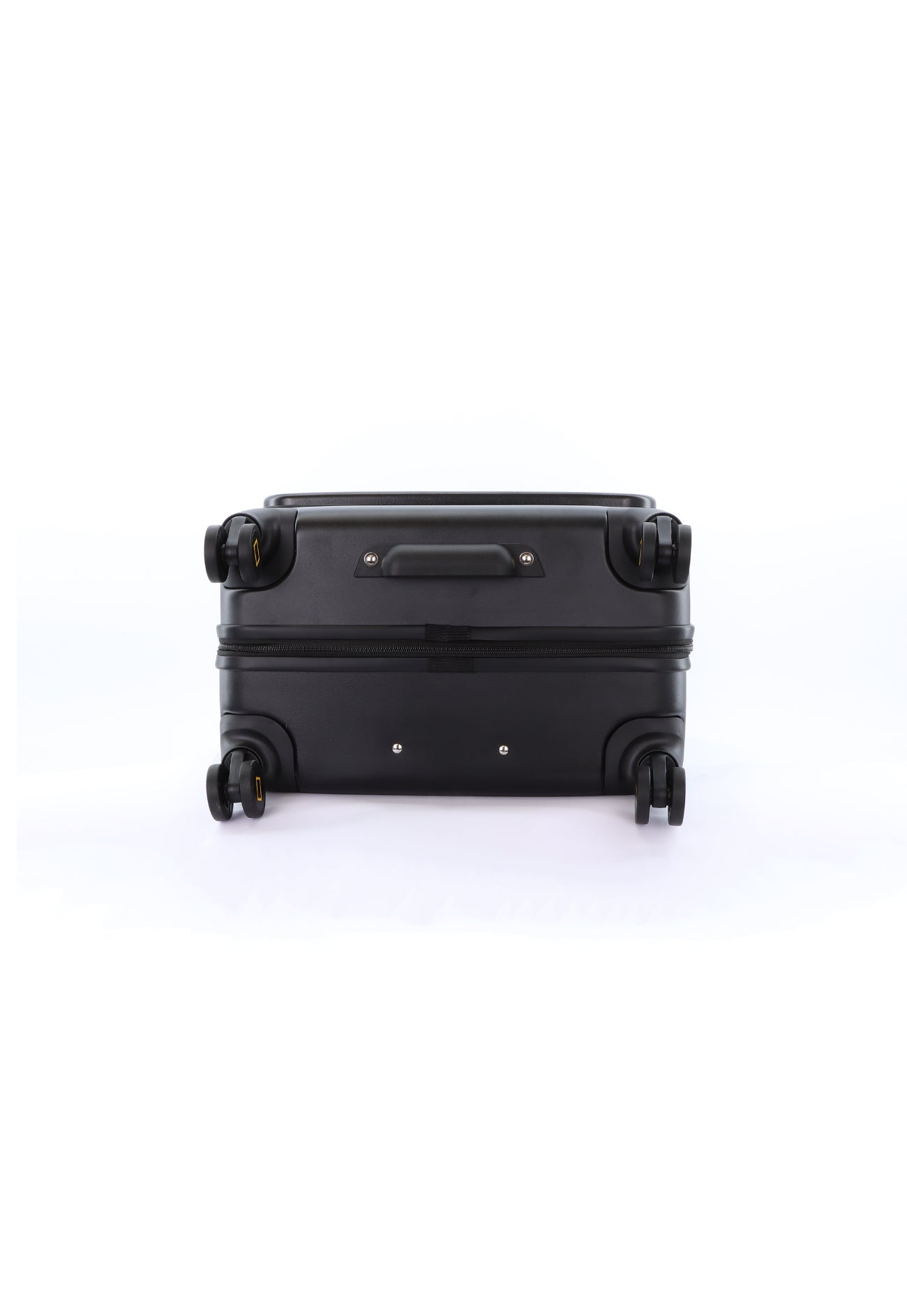 national-geographic-lodge-trolley_Mr_Luggage_Abu_Dhabi_UAE