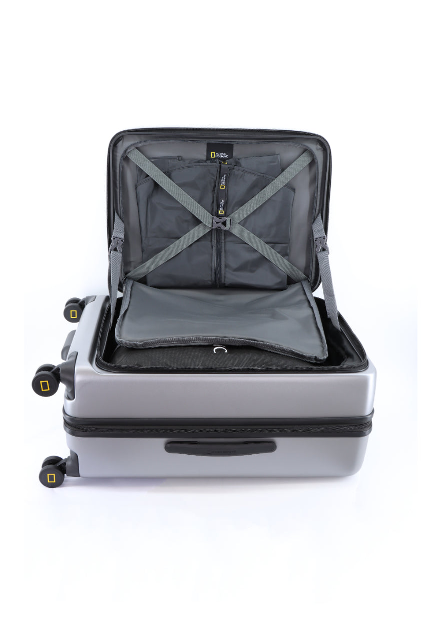 national-geographic-lodge-trolley_Mr_Luggage_Abu_Dhabi_UAE