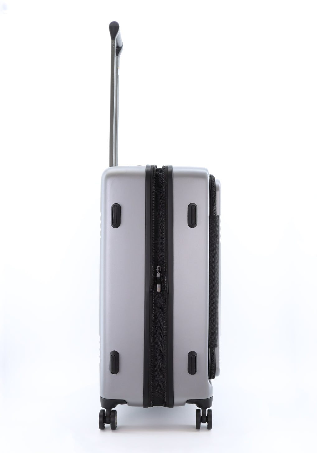 national-geographic-lodge-trolley_Mr_Luggage_Abu_Dhabi_UAE