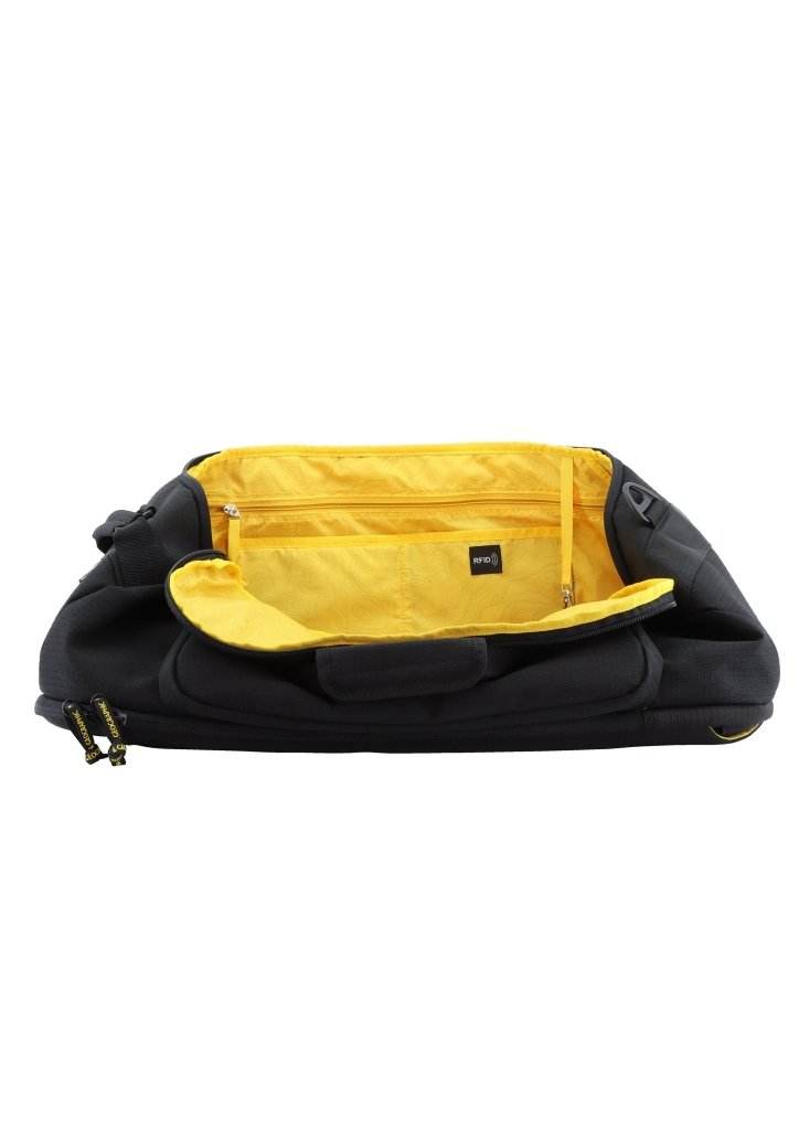 Explorer III 3-In-1 Duffle Bag 47.5L - Mr_Luggage_Dubai